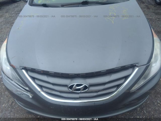 Photo 9 VIN: 5NPEB4AC0BH261425 - HYUNDAI SONATA 