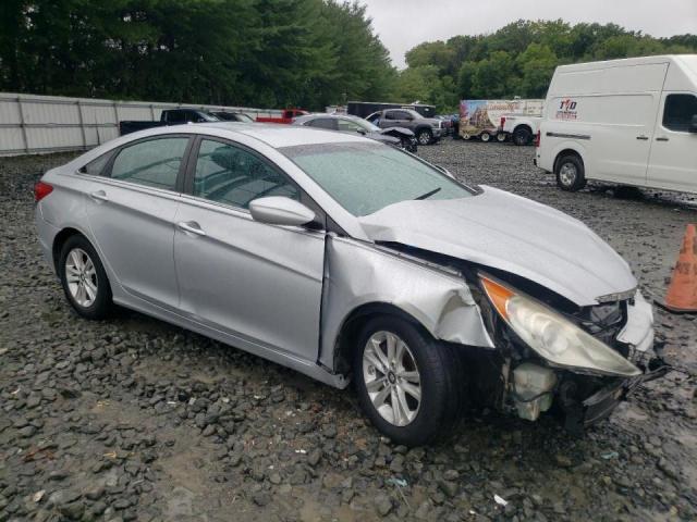 Photo 3 VIN: 5NPEB4AC0BH268570 - HYUNDAI SONATA GLS 