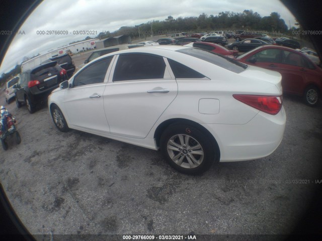 Photo 2 VIN: 5NPEB4AC0BH303060 - HYUNDAI SONATA 