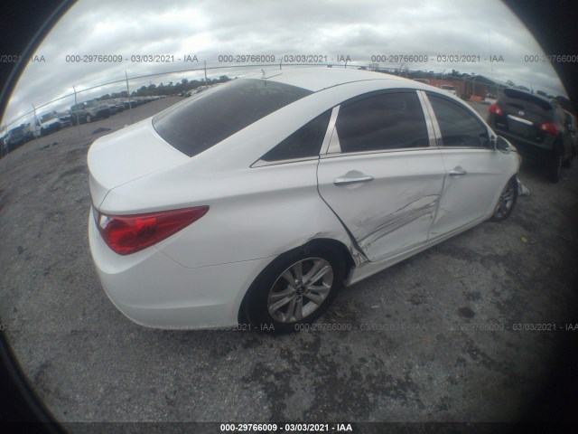 Photo 3 VIN: 5NPEB4AC0BH303060 - HYUNDAI SONATA 