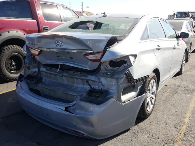 Photo 3 VIN: 5NPEB4AC0CH330051 - HYUNDAI SONATA GLS 