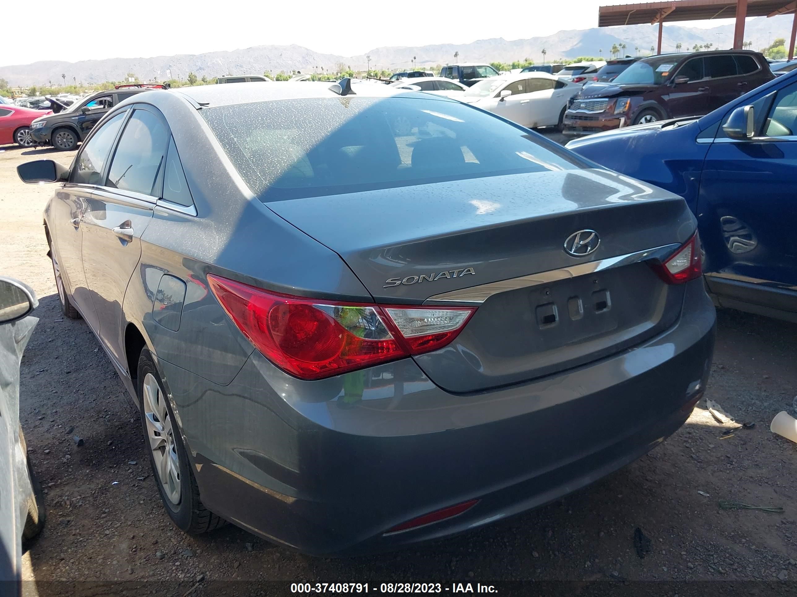 Photo 2 VIN: 5NPEB4AC0CH338067 - HYUNDAI SONATA 