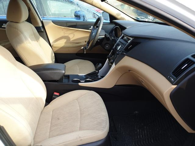 Photo 4 VIN: 5NPEB4AC0CH339901 - HYUNDAI SONATA GLS 