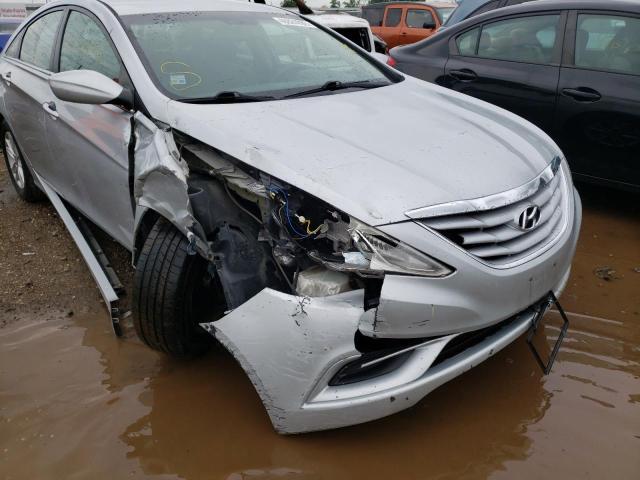 Photo 8 VIN: 5NPEB4AC0CH358559 - HYUNDAI SONATA GLS 