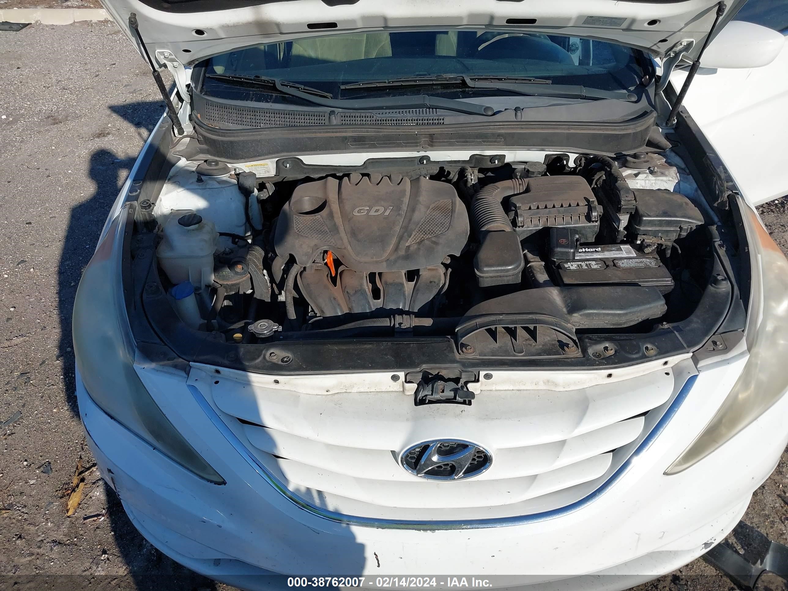 Photo 9 VIN: 5NPEB4AC0CH368296 - HYUNDAI SONATA 