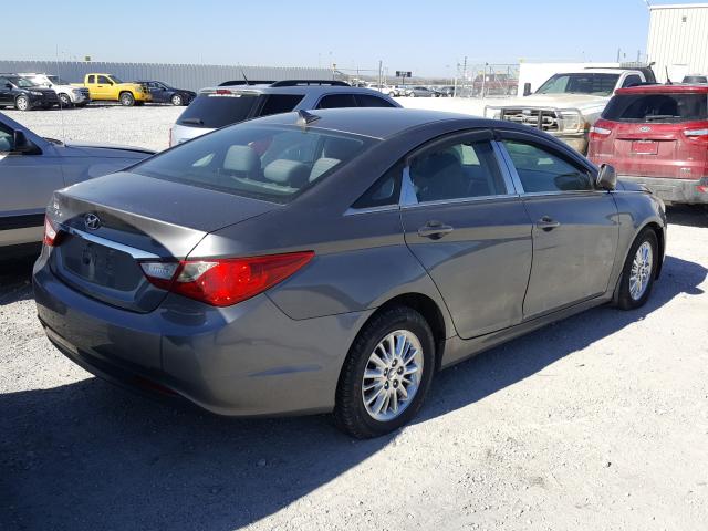 Photo 3 VIN: 5NPEB4AC0CH381436 - HYUNDAI SONATA GLS 