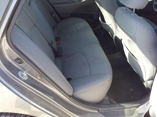 Photo 5 VIN: 5NPEB4AC0CH381436 - HYUNDAI SONATA GLS 