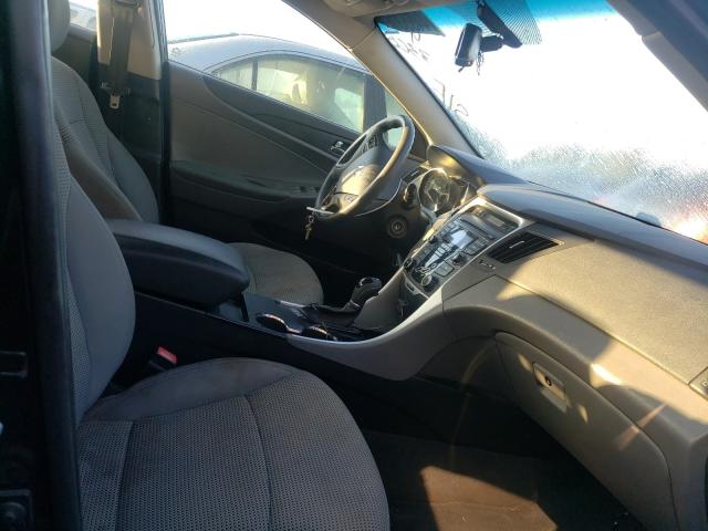 Photo 4 VIN: 5NPEB4AC0CH391884 - HYUNDAI SONATA GLS 