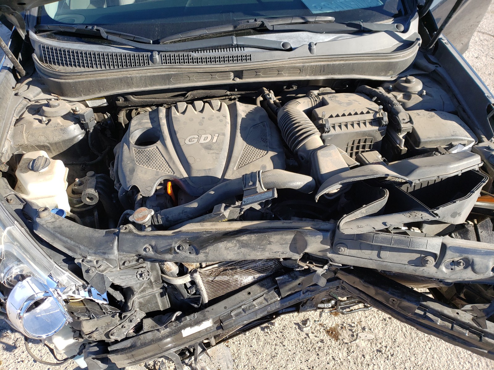 Photo 6 VIN: 5NPEB4AC0CH397071 - HYUNDAI SONATA GLS 