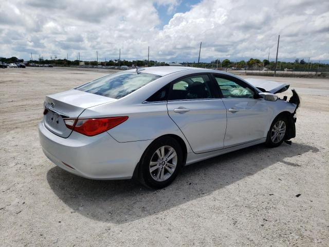 Photo 3 VIN: 5NPEB4AC0CH407520 - HYUNDAI SONATA GLS 