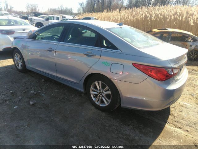 Photo 2 VIN: 5NPEB4AC0CH407632 - HYUNDAI SONATA 