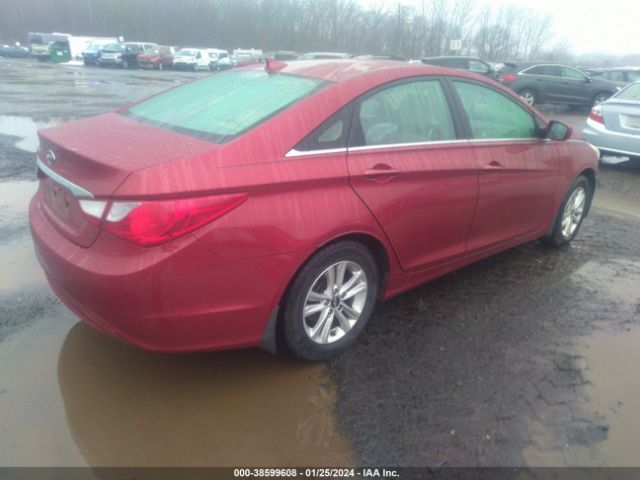 Photo 3 VIN: 5NPEB4AC0CH408425 - HYUNDAI SONATA 