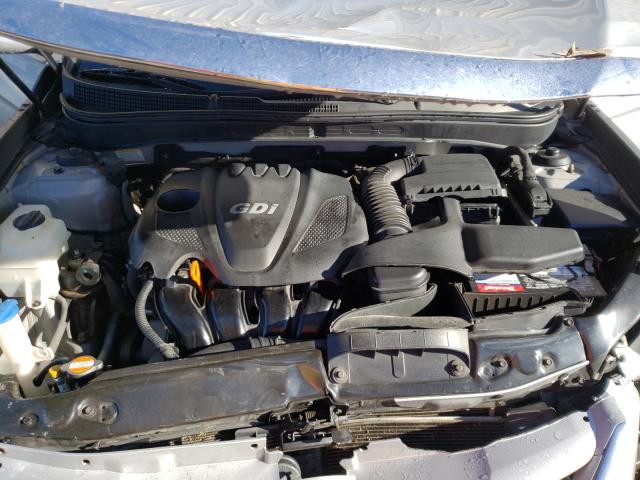 Photo 6 VIN: 5NPEB4AC0CH431574 - HYUNDAI SONATA GLS 