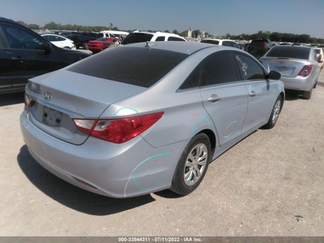 Photo 3 VIN: 5NPEB4AC0CH436788 - HYUNDAI SONATA 