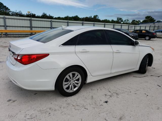 Photo 2 VIN: 5NPEB4AC0CH437679 - HYUNDAI SONATA GLS 