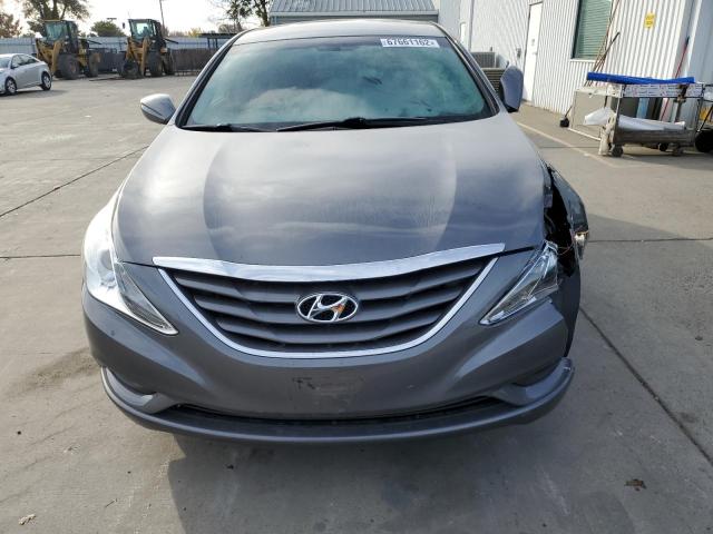 Photo 4 VIN: 5NPEB4AC0CH442459 - HYUNDAI SONATA GLS 