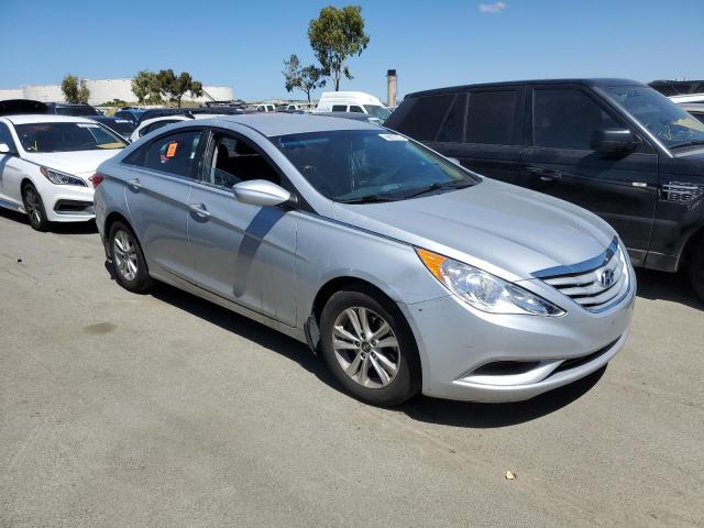 Photo 3 VIN: 5NPEB4AC0CH450738 - HYUNDAI SONATA GLS 