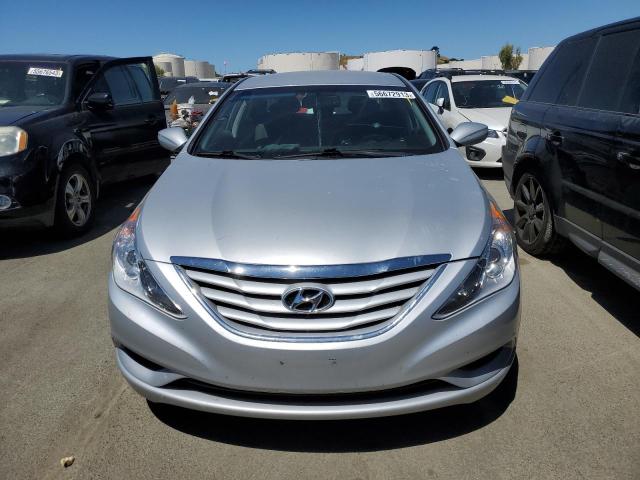 Photo 4 VIN: 5NPEB4AC0CH450738 - HYUNDAI SONATA GLS 