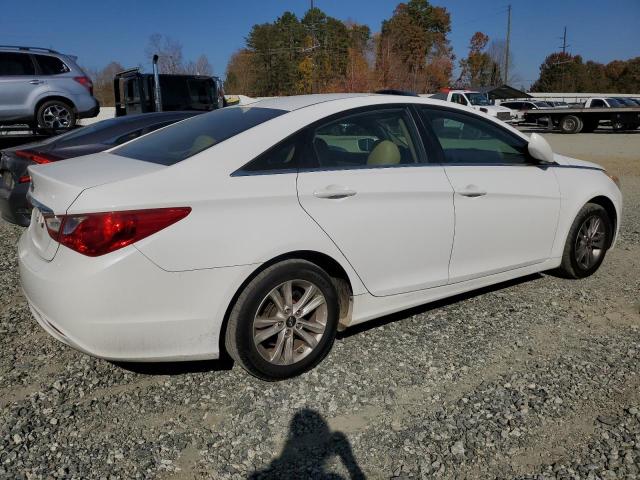 Photo 2 VIN: 5NPEB4AC0CH475624 - HYUNDAI SONATA 