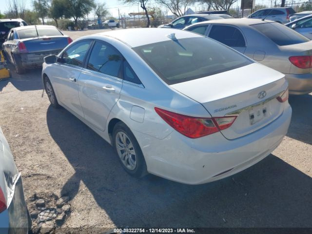 Photo 2 VIN: 5NPEB4AC0CH483500 - HYUNDAI SONATA 