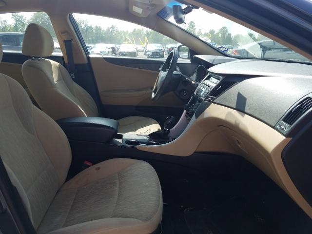 Photo 4 VIN: 5NPEB4AC0CH484517 - HYUNDAI SONATA GLS 