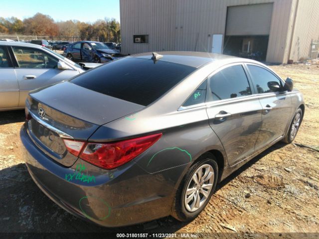 Photo 3 VIN: 5NPEB4AC0CH485666 - HYUNDAI SONATA 