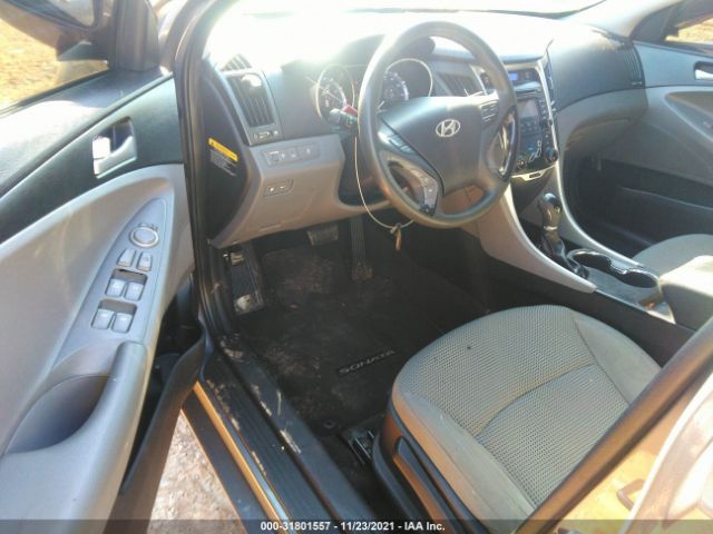 Photo 4 VIN: 5NPEB4AC0CH485666 - HYUNDAI SONATA 