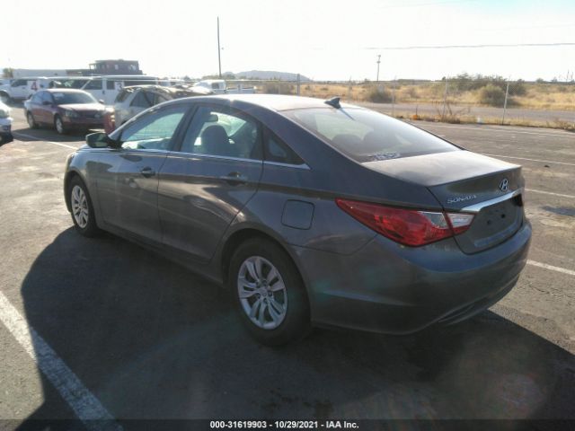 Photo 2 VIN: 5NPEB4AC0CH495713 - HYUNDAI SONATA 