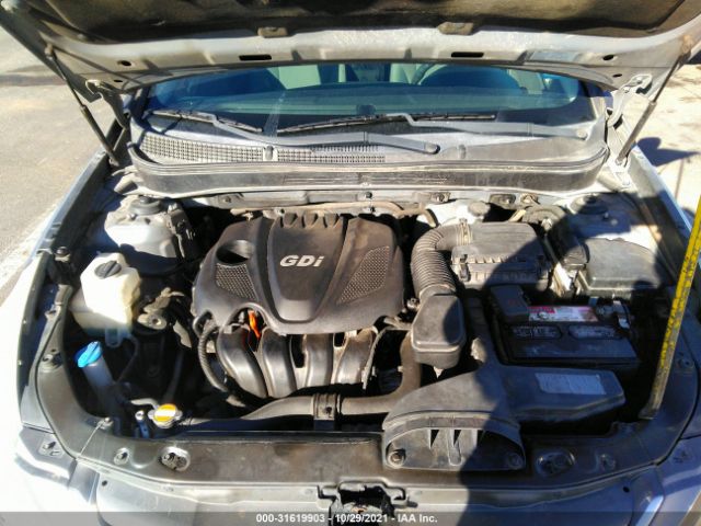 Photo 9 VIN: 5NPEB4AC0CH495713 - HYUNDAI SONATA 