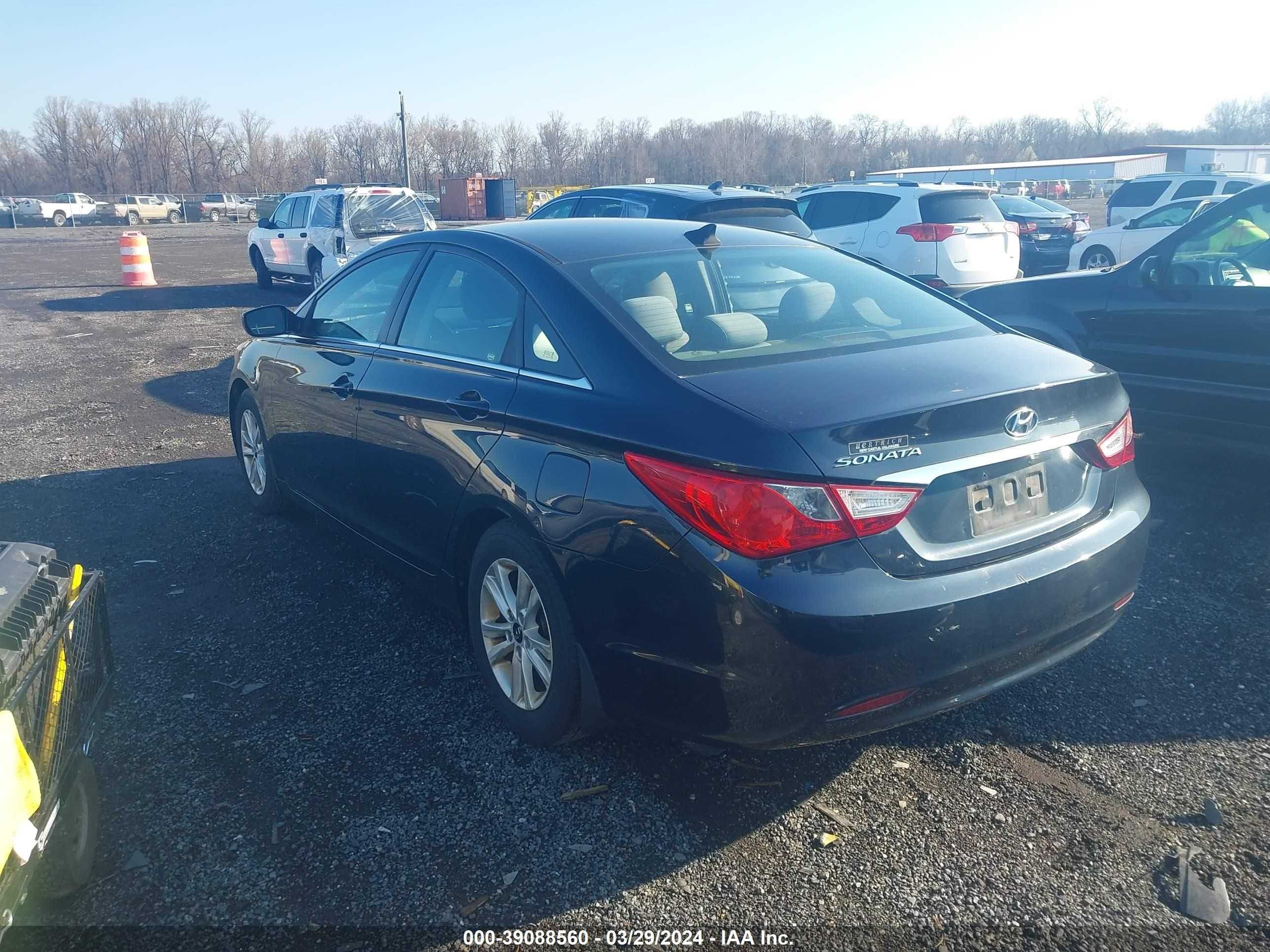 Photo 2 VIN: 5NPEB4AC0CH501333 - HYUNDAI SONATA 