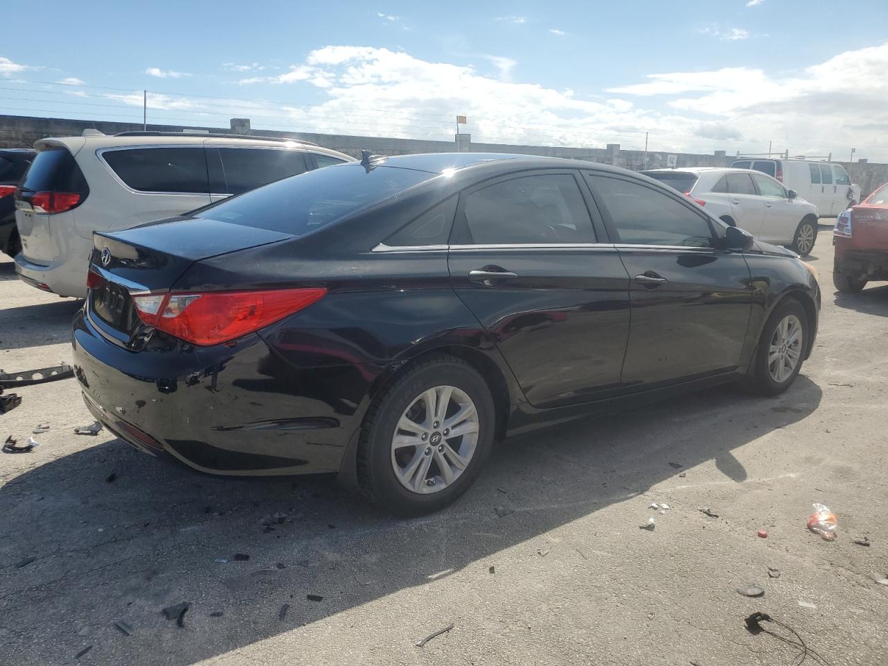 Photo 2 VIN: 5NPEB4AC0DH509322 - HYUNDAI SONATA 