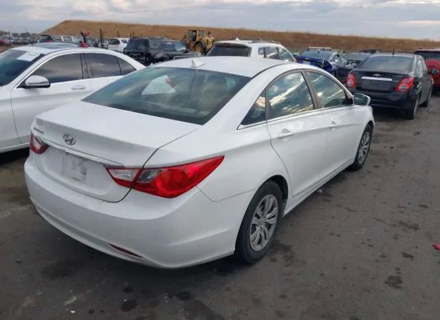 Photo 3 VIN: 5NPEB4AC0DH517940 - HYUNDAI SONATA 