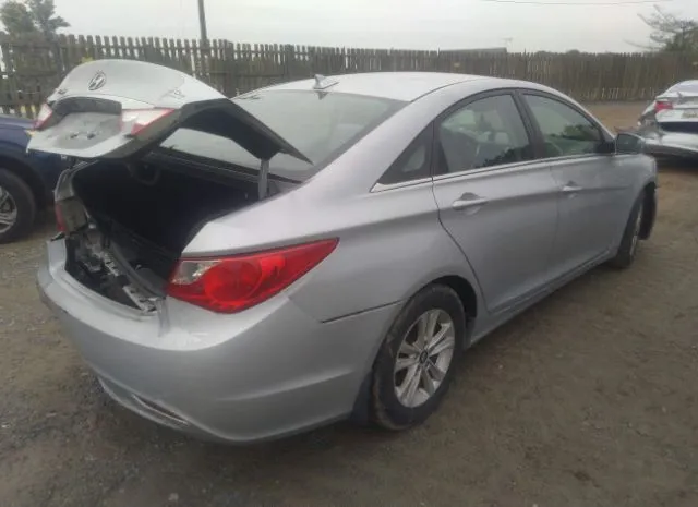 Photo 3 VIN: 5NPEB4AC0DH521714 - HYUNDAI SONATA 