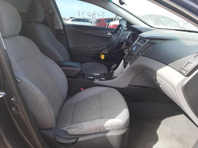 Photo 4 VIN: 5NPEB4AC0DH529523 - HYUNDAI SONATA GLS 