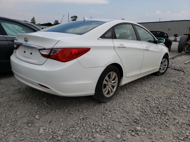 Photo 3 VIN: 5NPEB4AC0DH533331 - HYUNDAI SONATA GLS 