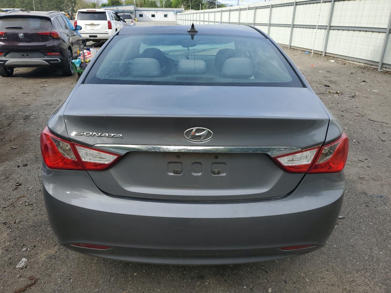 Photo 5 VIN: 5NPEB4AC0DH545253 - HYUNDAI SONATA 