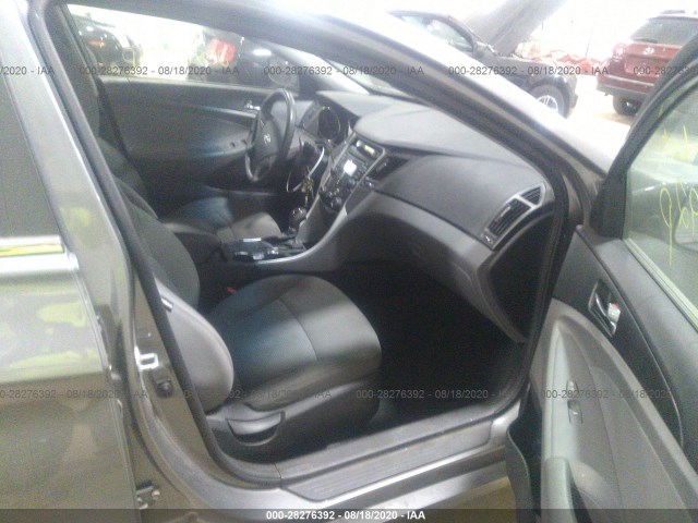 Photo 4 VIN: 5NPEB4AC0DH546922 - HYUNDAI SONATA 