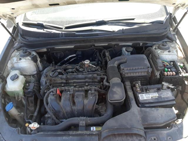 Photo 6 VIN: 5NPEB4AC0DH547021 - HYUNDAI SONATA GLS 