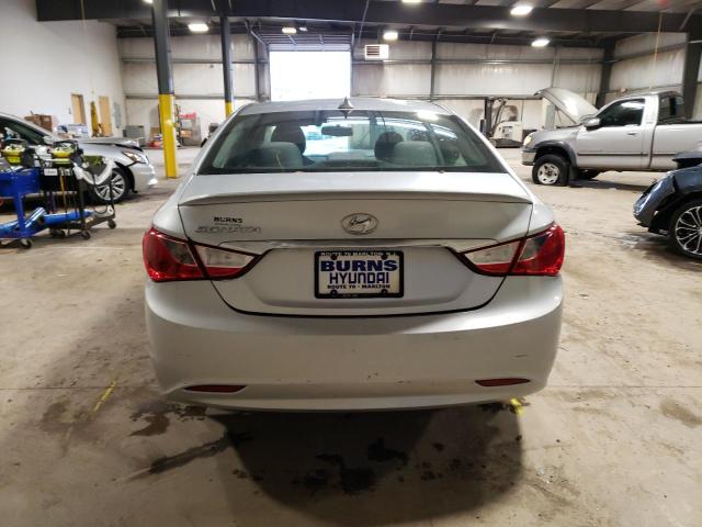 Photo 5 VIN: 5NPEB4AC0DH559525 - HYUNDAI SONATA GLS 