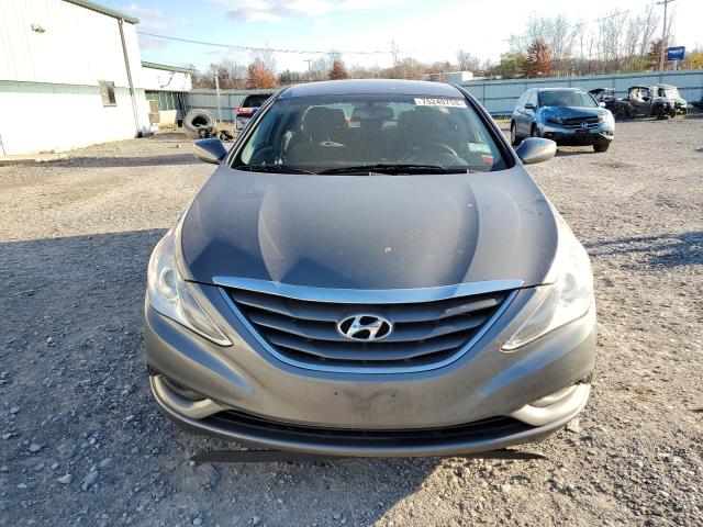 Photo 4 VIN: 5NPEB4AC0DH561310 - HYUNDAI SONATA 