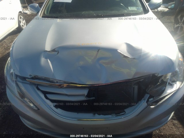 Photo 9 VIN: 5NPEB4AC0DH562652 - HYUNDAI SONATA 