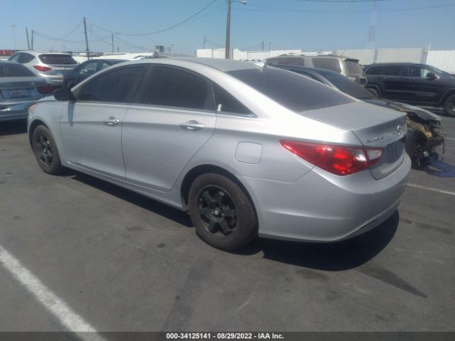 Photo 2 VIN: 5NPEB4AC0DH563509 - HYUNDAI SONATA 