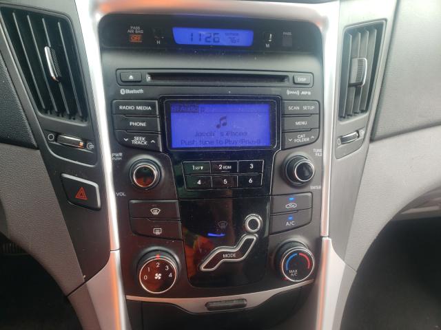 Photo 8 VIN: 5NPEB4AC0DH572324 - HYUNDAI SONATA GLS 