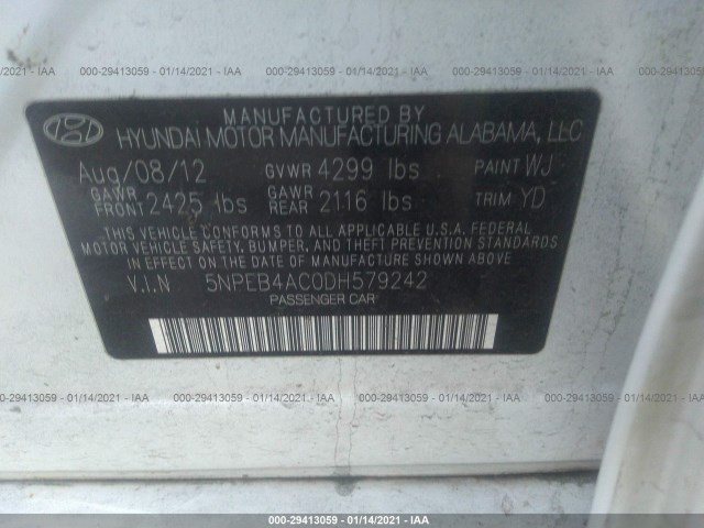 Photo 8 VIN: 5NPEB4AC0DH579242 - HYUNDAI SONATA 