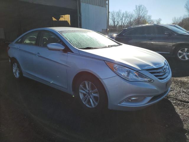 Photo 3 VIN: 5NPEB4AC0DH579676 - HYUNDAI SONATA GLS 