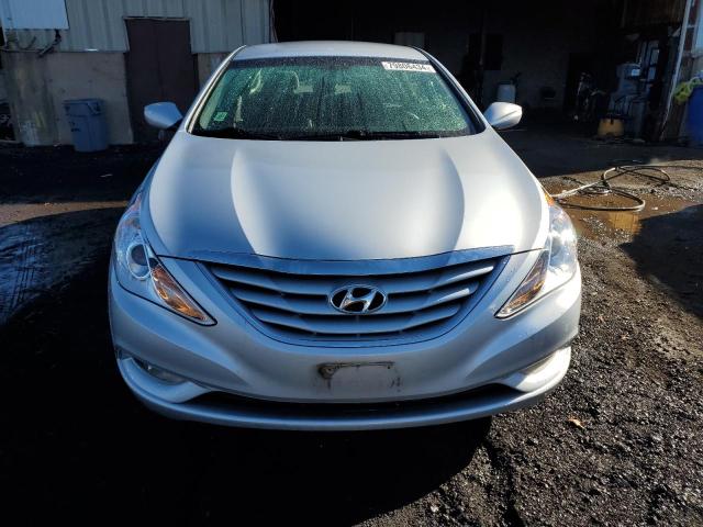 Photo 4 VIN: 5NPEB4AC0DH579676 - HYUNDAI SONATA GLS 