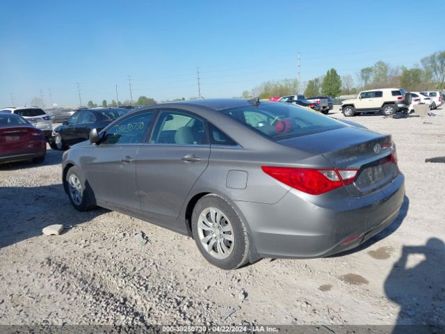 Photo 2 VIN: 5NPEB4AC0DH586417 - HYUNDAI SONATA 