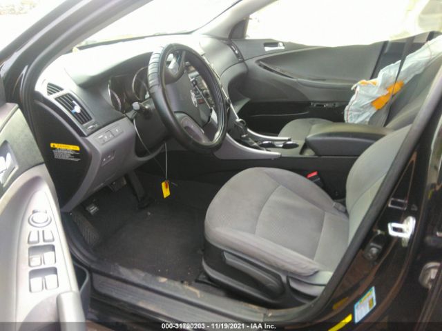 Photo 4 VIN: 5NPEB4AC0DH606200 - HYUNDAI SONATA 