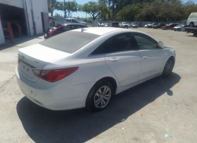 Photo 3 VIN: 5NPEB4AC0DH607430 - HYUNDAI SONATA 