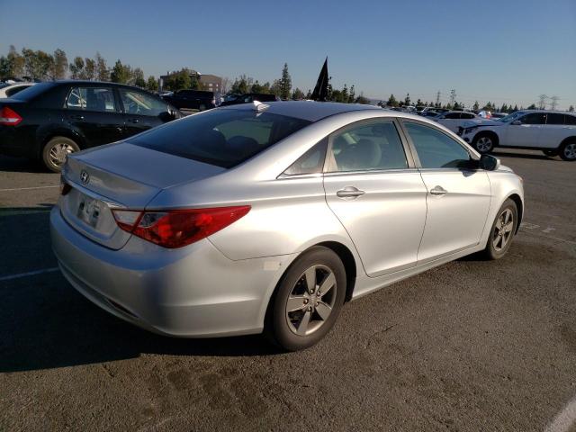 Photo 2 VIN: 5NPEB4AC0DH608481 - HYUNDAI SONATA GLS 